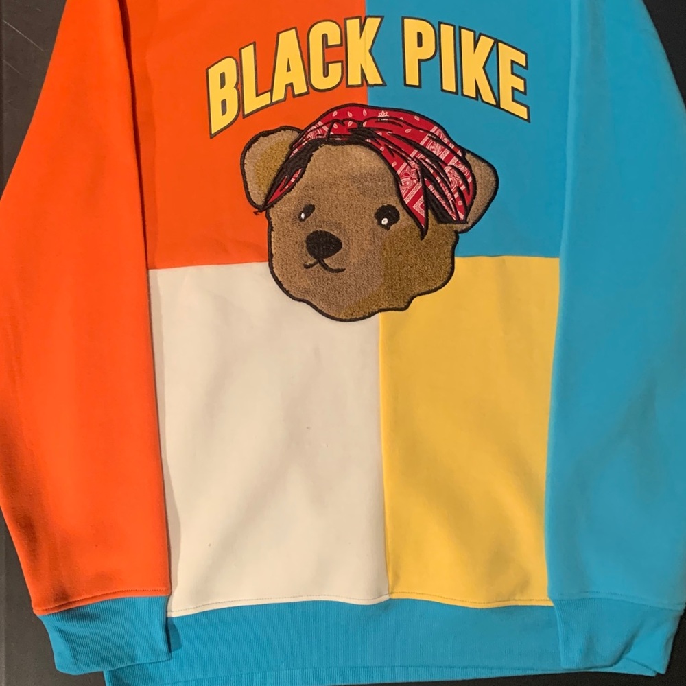 Black Pike Sweater - Picture 2 of 4